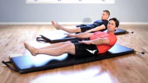 Trening na macie dla średniozaawansowanych Pilates z Michaelem Johnsonem