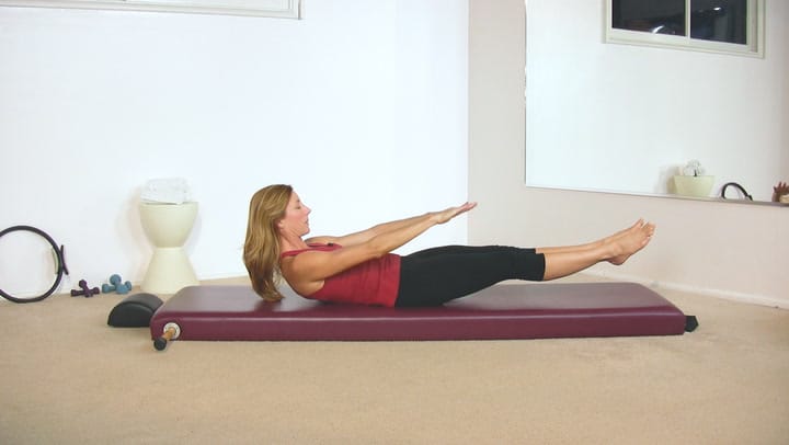 How to do the Pilates Hundred (with a free class!) — Lauren Hilton Pilates