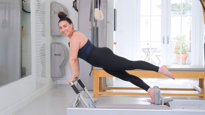 Quick Intermediate Reformer Workout without a Box